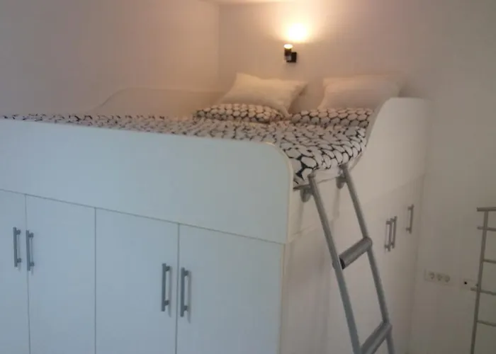 アパート Via Liberta ピラン