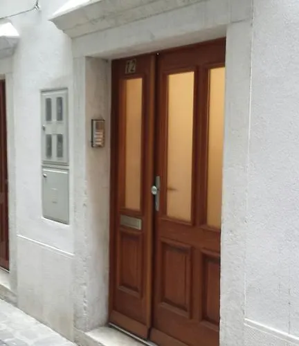 アパート Via Liberta ピラン